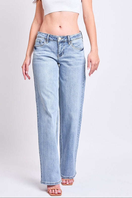 Low Rise Wide Leg Jean