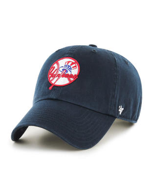 A navy blue '47 brand baseball cap with a New York Yankees logo embroidered on the front.