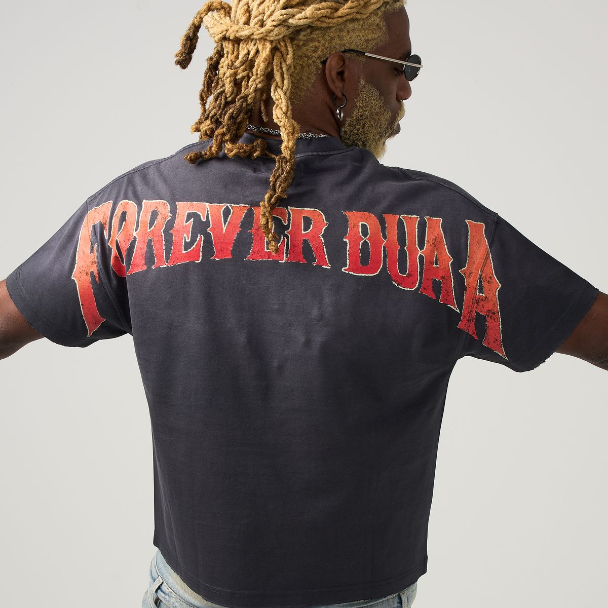 Duaa Panther Tee back