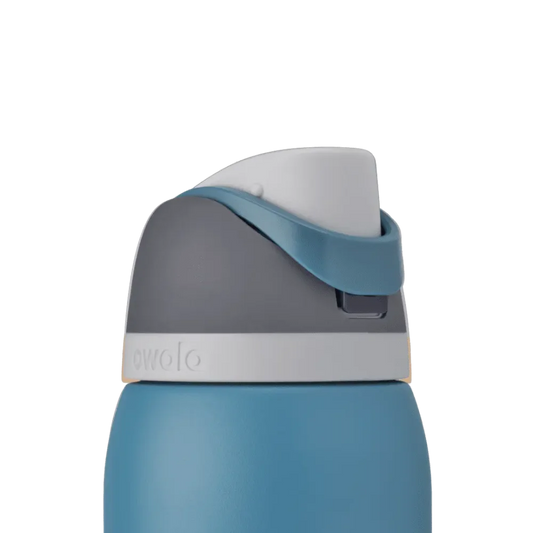 Owala FreeSip® Blue Oasis 32 oz Water Bottle