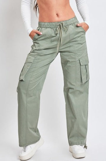 Pull on cargo capris deals